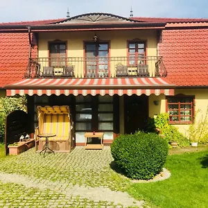 Field Apartmán